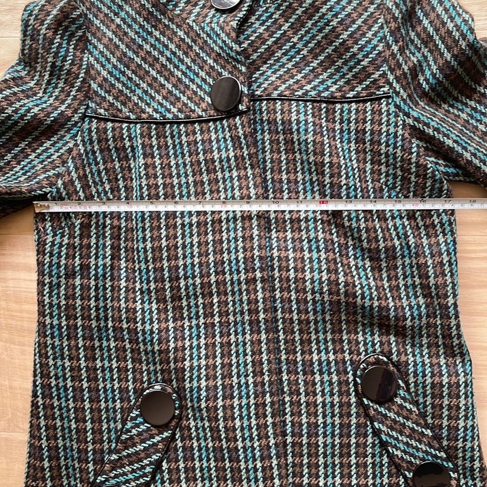 Coat - Picture 8 of 12